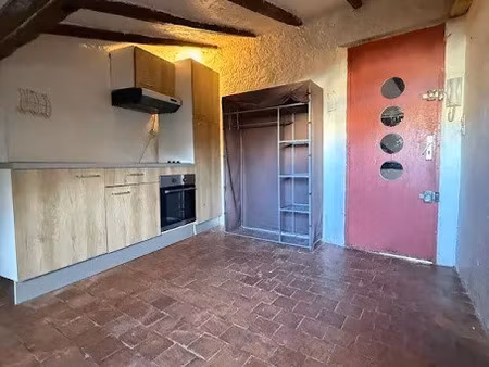 location meublée appartement 1 pièce 20 m² à nice (06000)  750 €