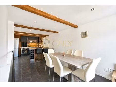 trévoux - maison de village - 83 m² habitables - 2 chambres