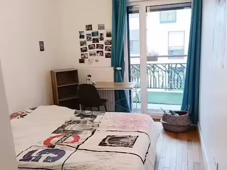 location meublée appartement 4 pièces 82 m² à colombes (92700)  830 €