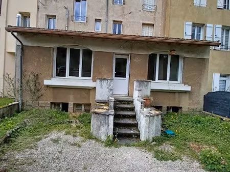 location appartement 3 pièces 79 m² à langogne (48300)  875 €