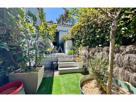 ravissant appartement rénové avec jardin