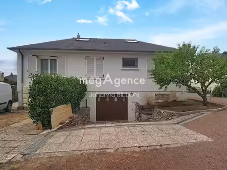 maison familiale de 138 m² au calme  avec vie semi plain-pied et dpe !!