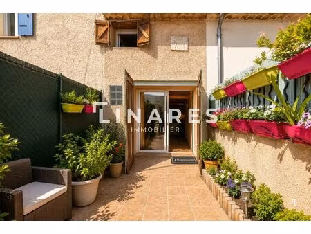la charmante - villa t3 de 75m² - terrasse de 19m² - 13190 le logis-neuf