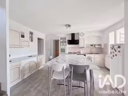 vente maison piscine à illats (33720) : à vendre piscine / 180m² illats