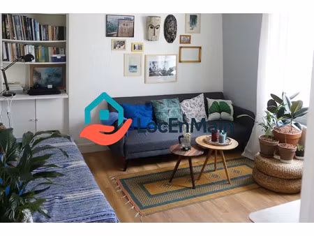 location meublée appartement 2 pièces 34 m² à paris 10ème (75010)  1 130 €