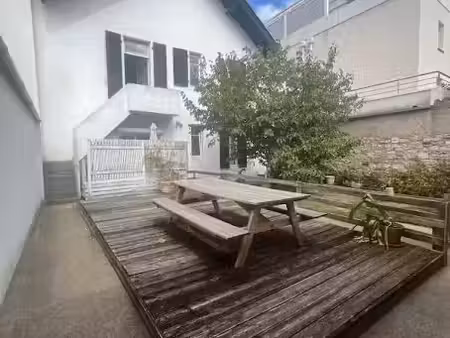 location appartement 3 pièces 109.97 m² à bayonne (64100)  1 208 €