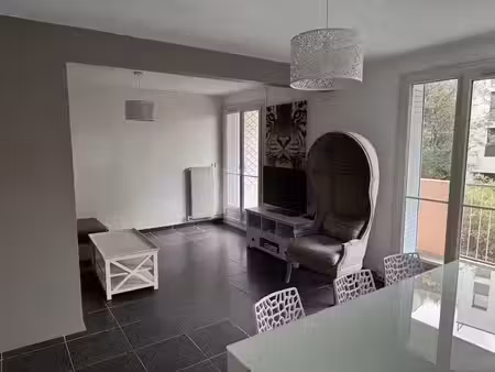 location meublée appartement 3 pièces 70 m² à lyon 7ème (69007)  1 400 €
