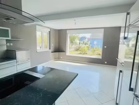 location appartement 4 pièces 126.31 m² à fegersheim (67640)  1 700 €