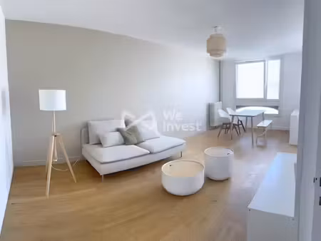 location meublée appartement 4 pièces 76 m² à lyon 8ème (69008)  1 560 €