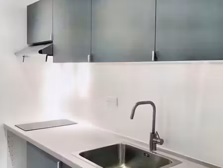 location meublée appartement 2 pièces 37 m² à paris 10ème (75010)  1 500 €
