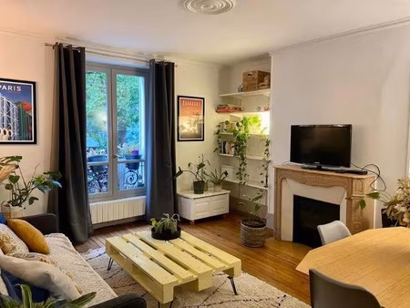 location appartement 3 pièces 55 m² à paris 16ème (75016)  1 980 €