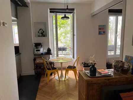 location meublée appartement 2 pièces 32 m² à paris 18ème (75018)  1 550 €