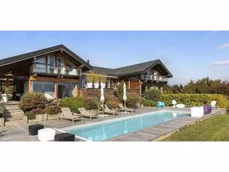 maison avec piscine fillière (74)
