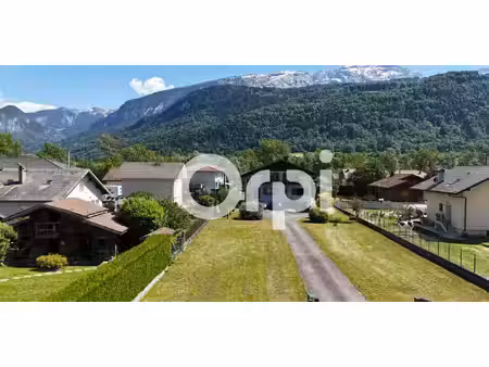 propriété avec jardin sud - marignier (74)