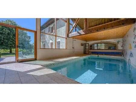 maison avec piscine et jardin massingy (74)