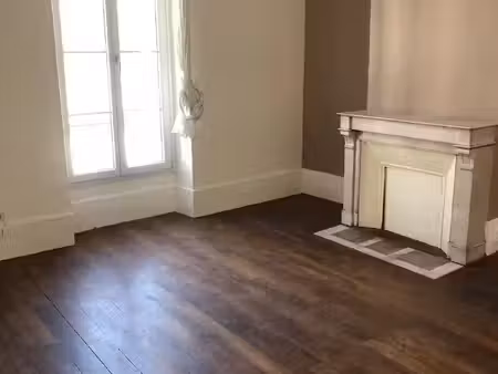 location appartement 2 pièces 45 m² à dijon (21000)