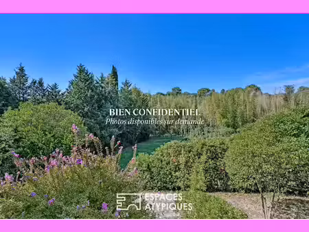 mas vigneron en pierres et son jardin d'inspiration méditerranéenne