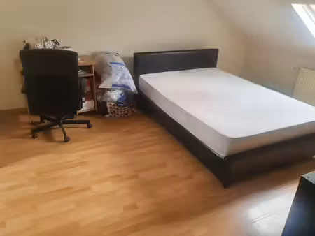 appartement 1 chambre etterbeek  lumineux  idéal