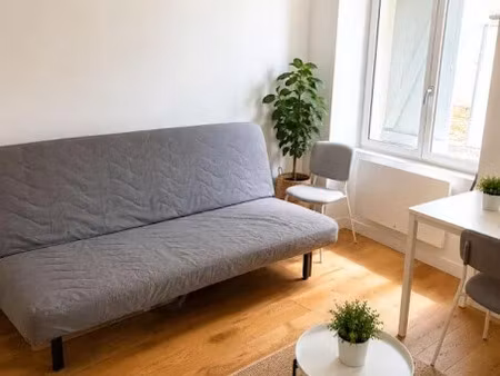 location meublée appartement 2 pièces 30 m² à saint-denis (93200)  900 €