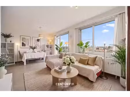 gerenoveerd appartement met zicht op de dijle in leuven