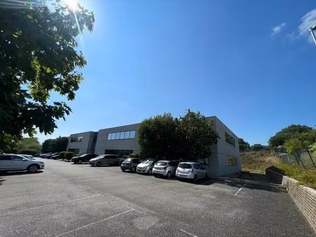 location bureaux 504 m²