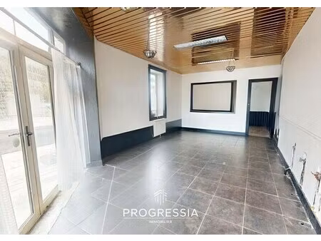 location commerce le havre 76600 63m²