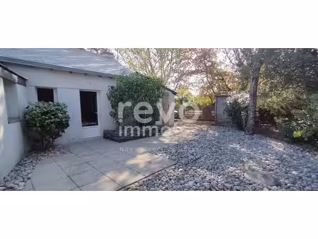 location maison 2 pièces 37 m² à sainte-gemmes-sur-loire (49130)  790 €