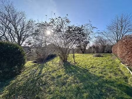 superbe terrain de fond de ±7 ares idéalement situé