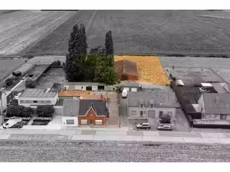 te slopen landelijk gelegen woning op een perceel van 815...