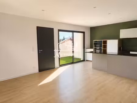 260806 exclusivite appartement narbonne