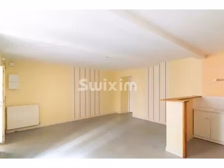 location appartement 3 pièces 56.09 m² à saint claude (39200)  325 €