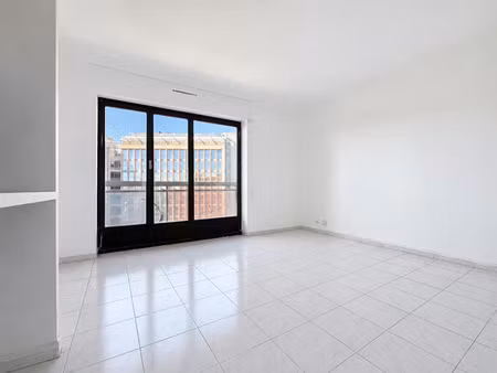 location appartement 1 pièce 20 m² à marseille 10ème (13010)  420 €