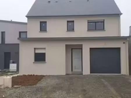 location maison à noyal-châtillon-sur-seiche (35230) : à louer / 123m² noyal-châtillon-sur