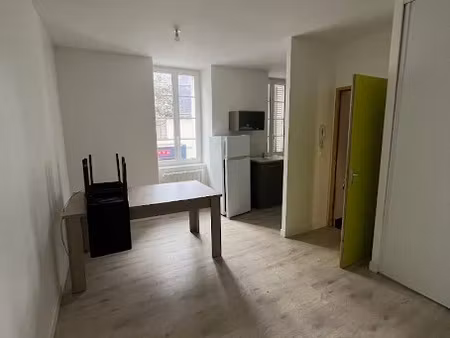 location appartement 2 pièces 35 m² à chateaubriant (44110)  530 €