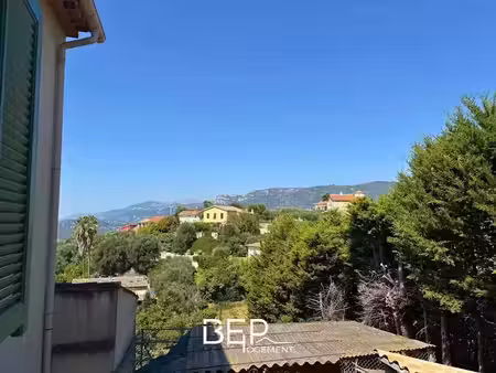 location meublée appartement 1 pièce 18 m² à nice (06000)  550 €