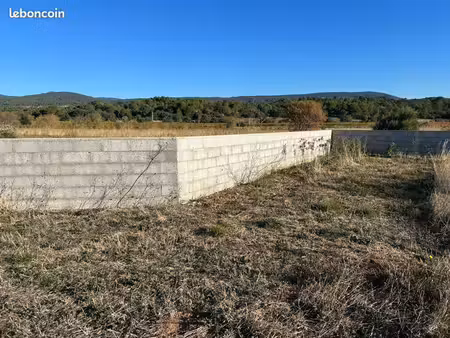 terrain 1070 m2