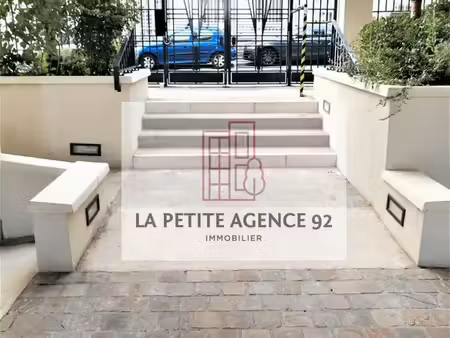 studio 1 pièce 35 m²