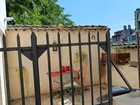 location t1 meublé vieux lyon