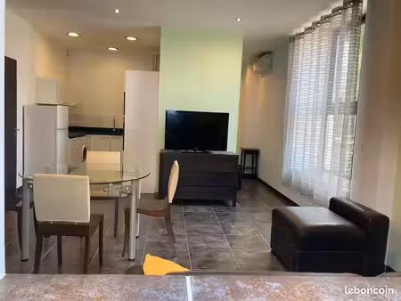 appartement 39 m2 avec parking sans balcon 8ème bonneveine