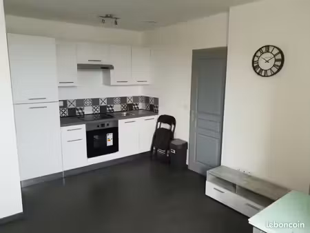 t2 neuf meublé 35m²