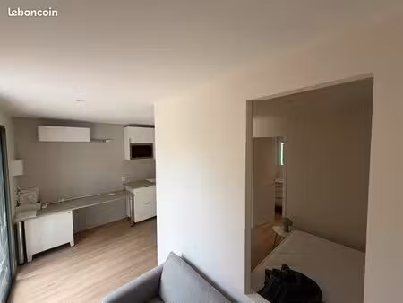 studio t2 meublé tout équipé rénové neuf tout compris avec climatisation  20 m2 pessac alo