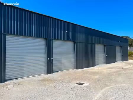box sécurisé 31 m² – garage / stockage – proche vannes