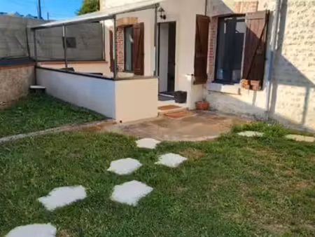 location maison f2 jardin