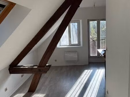 studio 27m2 entièrement rénové à cloyes sur le loir