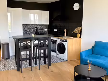 à louer – superbe t2 meublé de 42 m² – vue dégagée & plein sud – château-gombert village