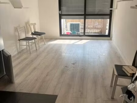 loue studio 27m2 en excellent état résidence les flamants roses