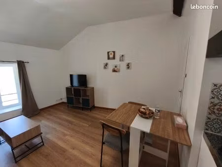 t2 meublé rénové à neuf – emplacement idéal étudiants (quartier pont neuf  poitiers)