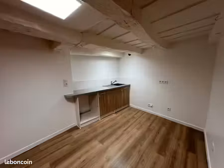 beau t2 entièrement rénové