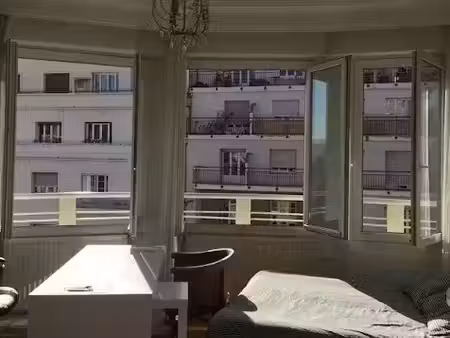 location meublée appartement 1 pièce 26 m² à grenoble (38000)  599 €