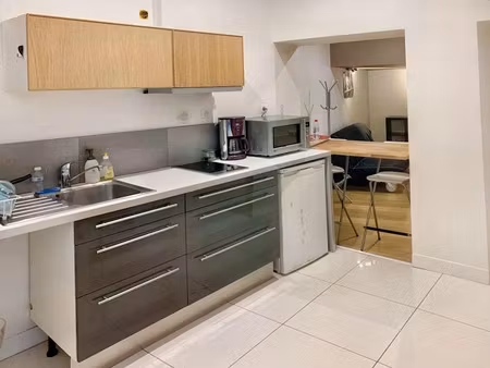 location meublée appartement 2 pièces 45 m² à grenoble (38000)  575 €